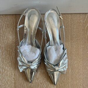 SCHUTZ Judy Kitten Heel